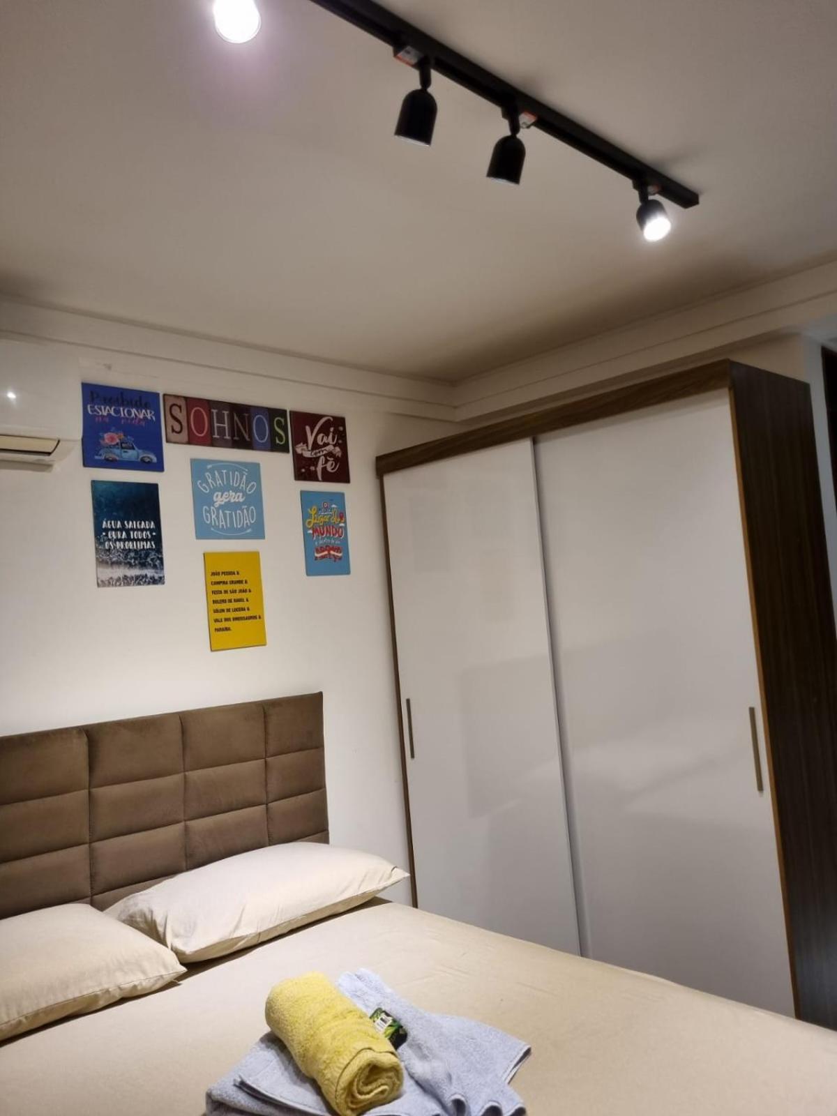 Flat 202 Com Vista Parcial Do Mar De Intermares